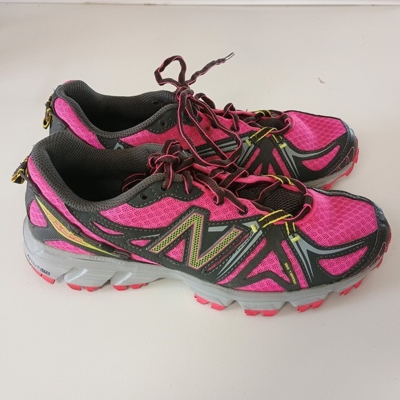 New Balance Shoes - New Balance Women's Pink Sneaker 610 V2 Acteva Lite Size 7.5 B